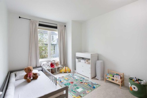 184 Inglewood Cove Se, Calgary, AB - Indoor Photo Showing Other Room