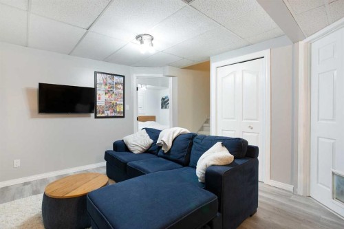 184 Inglewood Cove Se, Calgary, AB - Indoor
