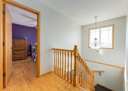 244 Stonegate Close Nw, Airdrie, AB - Indoor Photo Showing Other Room
