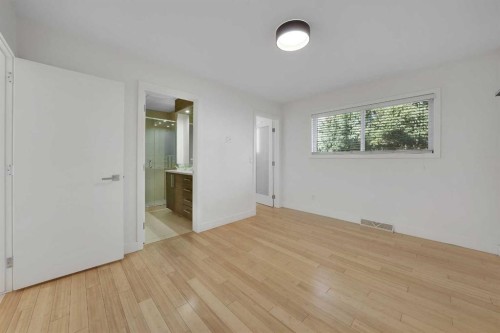 113 Langton Drive Sw, Calgary, AB - Indoor Photo Showing Other Room