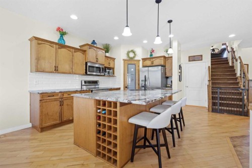 609 Chaparral Drive Se, Calgary, AB - Indoor Photo Showing Kitchen With Upgraded Kitchen