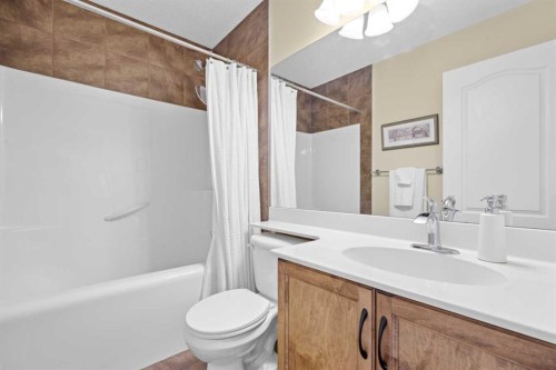 609 Chaparral Drive Se, Calgary, AB - Indoor Photo Showing Bathroom