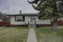 544 Thornhill Place Nw, Calgary, AB  - Outdoor 