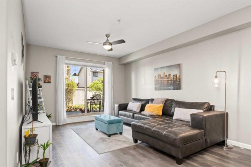 111-52 Cranfield Link Se, Calgary, AB - Indoor Photo Showing Living Room
