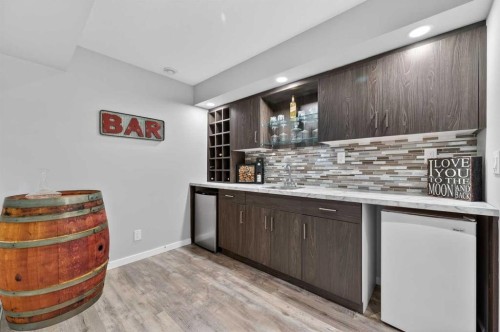 93 Legacy Green Se, Calgary, AB - Indoor Photo Showing Other Room