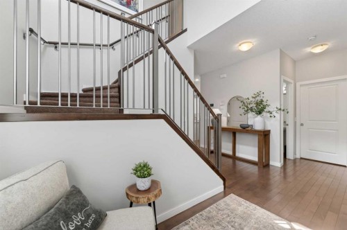 93 Legacy Green Se, Calgary, AB - Indoor Photo Showing Other Room