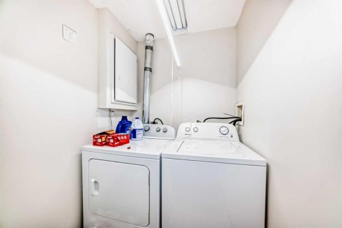 1-6-8 Huntley Close Ne, Calgary, AB - Indoor Photo Showing Laundry Room