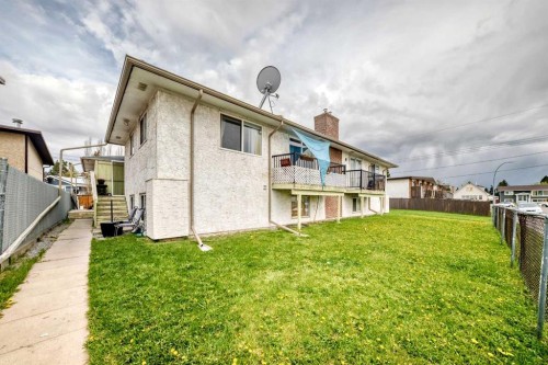 1-6-8 Huntley Close Ne, Calgary, AB - Outdoor