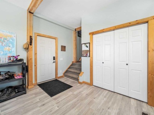 3-31035 Range Road 281, Rural Mountain View County, AB - Indoor Photo Showing Other Room