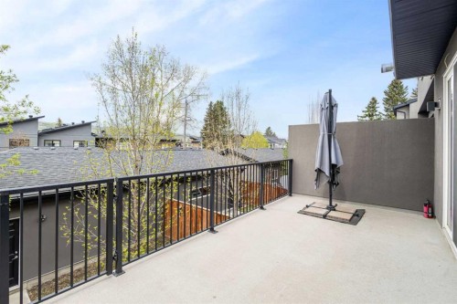 4905 21 Avenue Nw, Calgary, AB - Outdoor With Exterior