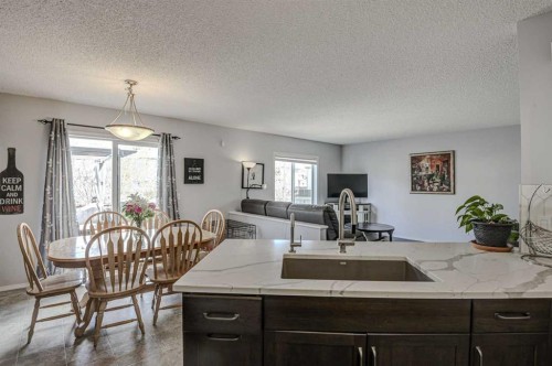 181 Citadel Ridge Close Nw, Calgary, AB - Indoor Photo Showing Dining Room
