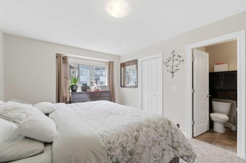 1311-121 Copperpond Common North, Calgary, AB - Indoor Photo Showing Bedroom