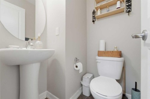 1311-121 Copperpond Common North, Calgary, AB - Indoor Photo Showing Bathroom