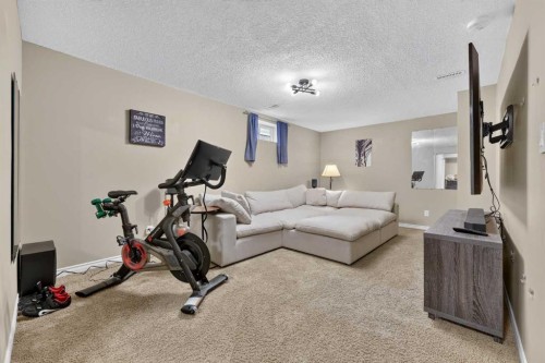 138 Tuscarora Way Nw, Calgary, AB 