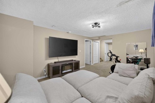 138 Tuscarora Way Nw, Calgary, AB 