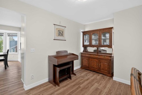 84 Shawbrooke Circle Sw, Calgary, AB - Indoor