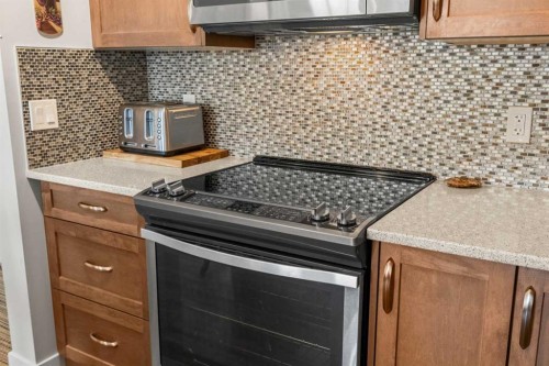 1412-3727 Sage Hill Drive Nw, Calgary, AB - Indoor Photo Showing Kitchen