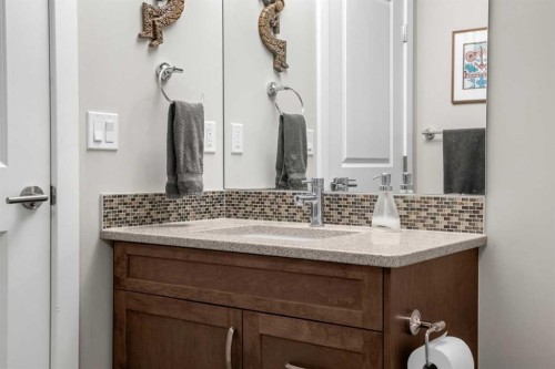 1412-3727 Sage Hill Drive Nw, Calgary, AB - Indoor Photo Showing Bathroom