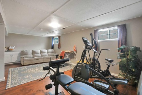 32 Taraglen Place Ne, Calgary, AB - Indoor Photo Showing Gym Room