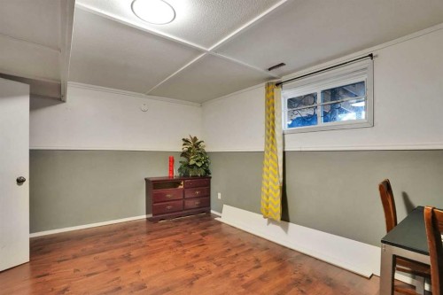 32 Taraglen Place Ne, Calgary, AB - Indoor Photo Showing Other Room