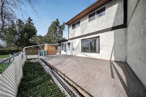 520 43 Street Se, Calgary, AB - Outdoor With Exterior
