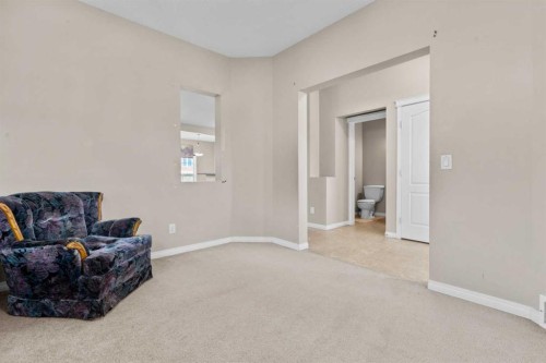 246 Martinwood Place Ne, Calgary, AB - Indoor