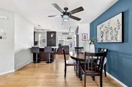312 New Brighton Villas Se, Calgary, AB - Indoor Photo Showing Dining Room