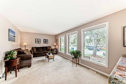 308 Cannington Place Sw, Calgary, AB - Indoor