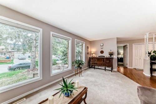 308 Cannington Place Sw, Calgary, AB - Indoor