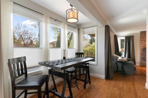 476 Silvergrove Gardens Nw, Calgary, AB - Indoor Photo Showing Dining Room