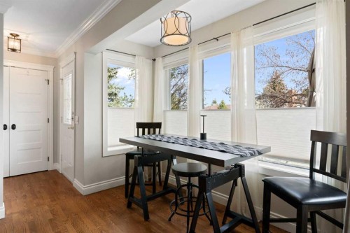 476 Silvergrove Gardens Nw, Calgary, AB - Indoor Photo Showing Dining Room