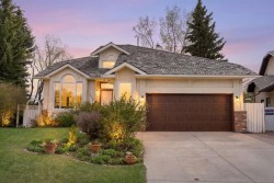 476 Silvergrove Gardens NW Calgary, AB T3B 4S8