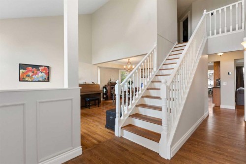 476 Silvergrove Gardens Nw, Calgary, AB - Indoor Photo Showing Other Room