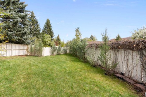 476 Silvergrove Gardens Nw, Calgary, AB - Outdoor