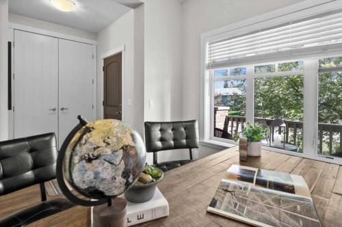 2330 25 Avenue Nw, Calgary, AB - Indoor