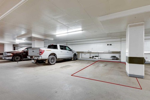 205-210 15 Avenue Se, Calgary, AB - Indoor Photo Showing Garage