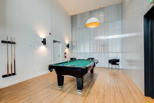 205-210 15 Avenue Se, Calgary, AB - Indoor Photo Showing Other Room