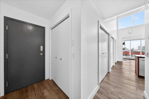 404-603 7 Avenue Ne, Calgary, AB - Indoor Photo Showing Other Room