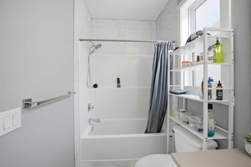 668 Cornerstone Boulevard Ne, Calgary, AB - Indoor Photo Showing Bathroom