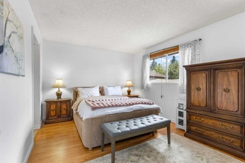 28 Beddington Crescent Ne, Calgary, AB - Indoor Photo Showing Bedroom