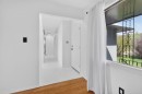 2533 9 Avenue Se, Calgary, AB  - Indoor Photo Showing Other Room 