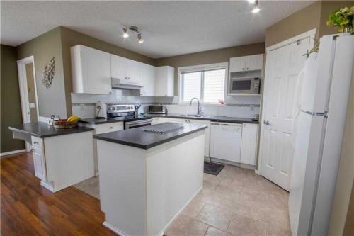 47 Taralea Gardens Ne, Calgary, AB 