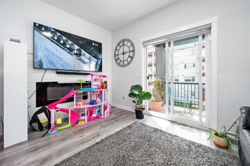 904-95 Skyview Close Ne, Calgary, AB - Indoor Photo Showing Other Room