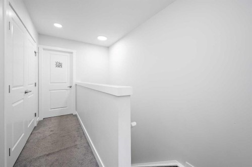 904-95 Skyview Close Ne, Calgary, AB - Indoor Photo Showing Other Room