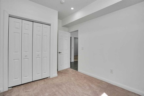 248 Sandpiper Boulevard, Chestermere, AB - Indoor Photo Showing Other Room