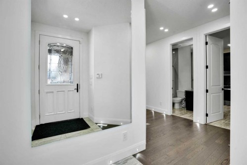 248 Sandpiper Boulevard, Chestermere, AB - Indoor Photo Showing Other Room