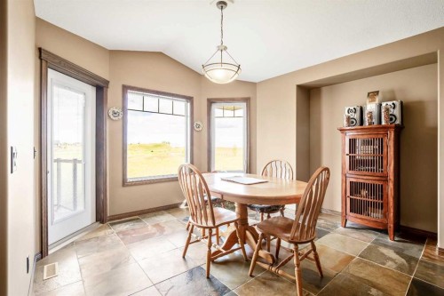 37 Wyndham Park Way, Carseland, AB - Indoor Photo Showing Dining Room