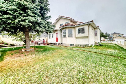 952 Applewood Drive Se, Calgary, AB - Outdoor