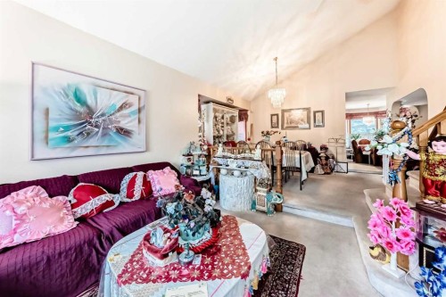952 Applewood Drive Se, Calgary, AB - Indoor