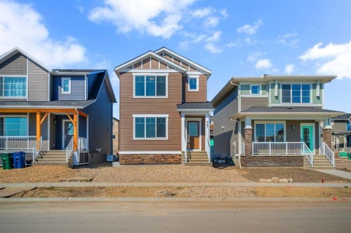 541 Bayview Street SW Airdrie, AB T4B 5M4